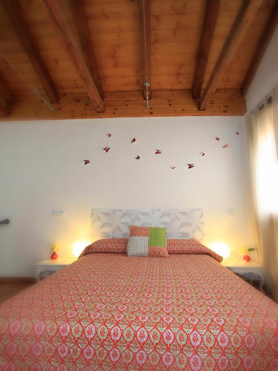 Apartamentos Toledo Suite ภายนอก รูปภาพ