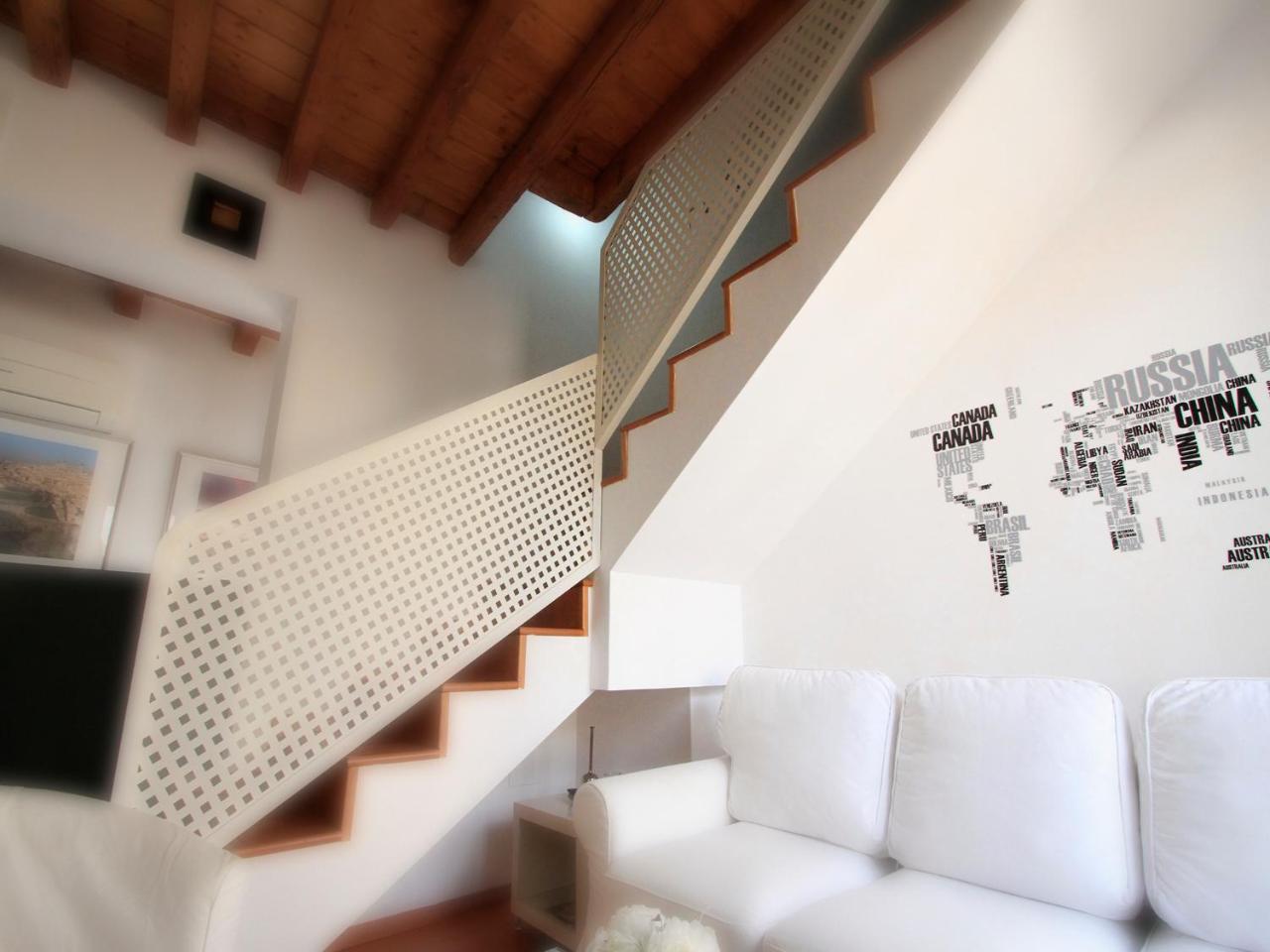 Apartamentos Toledo Suite ภายนอก รูปภาพ