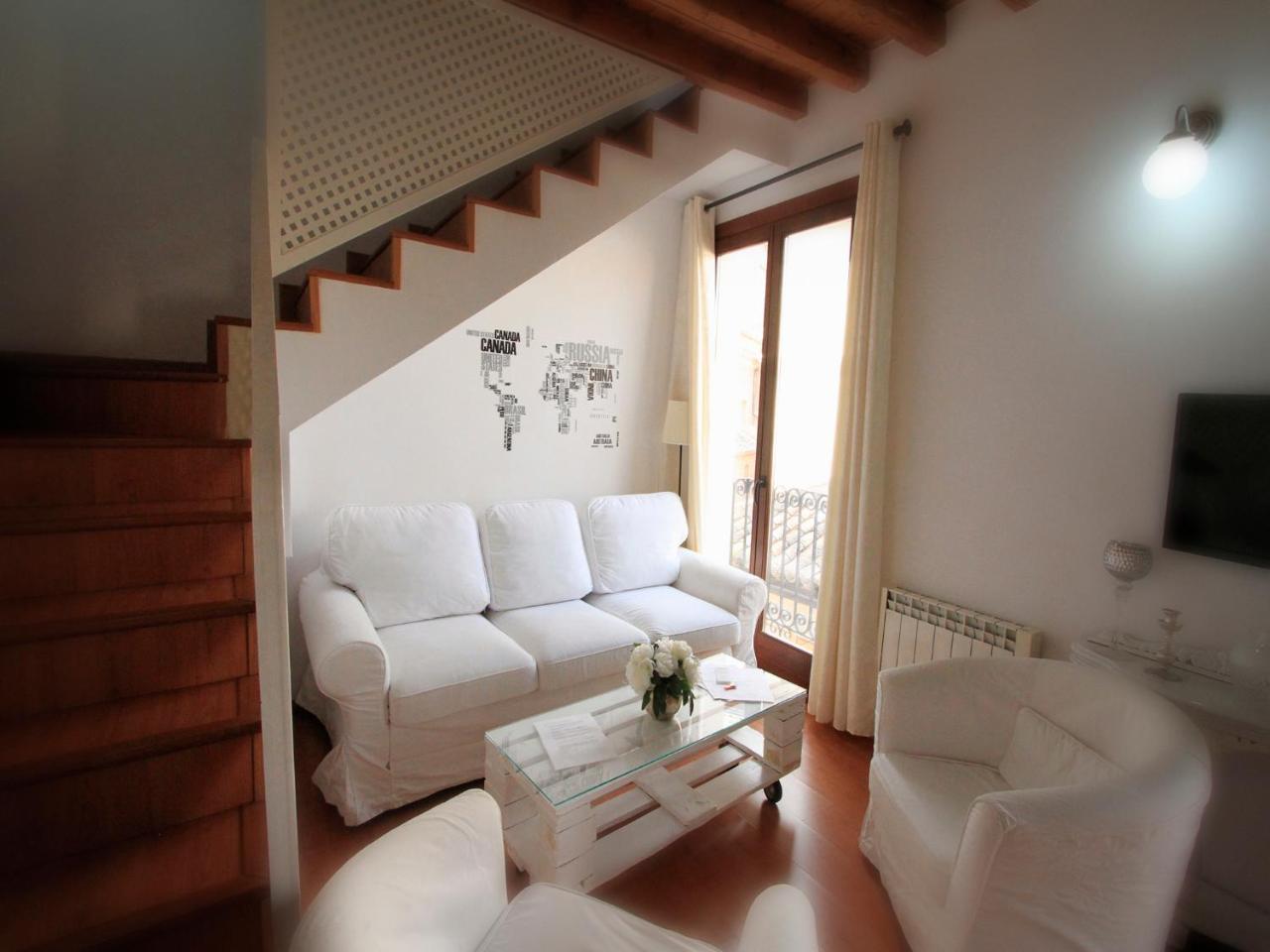 Apartamentos Toledo Suite ภายนอก รูปภาพ