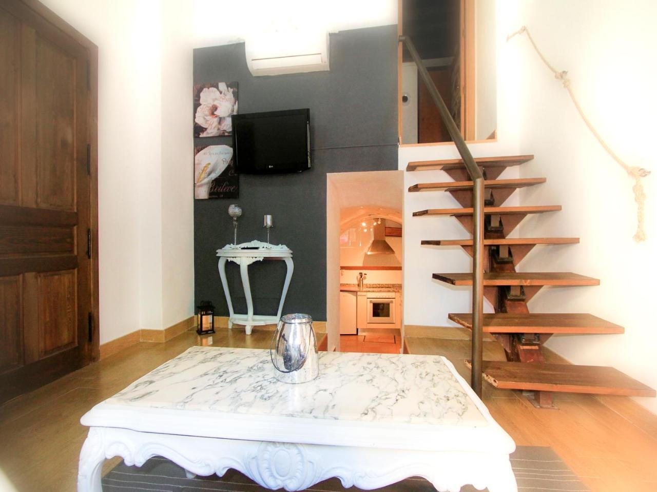 Apartamentos Toledo Suite ภายนอก รูปภาพ