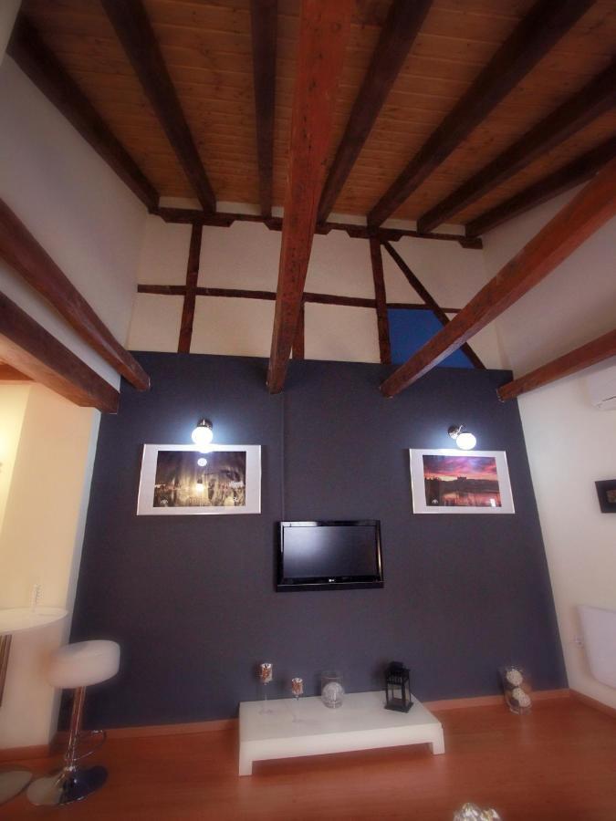 Apartamentos Toledo Suite ภายนอก รูปภาพ